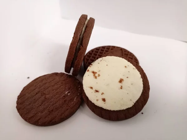Крупним Планом Печиво Шоколадом Всередині Над Білим Тлом Простором Копіювання — стокове фото