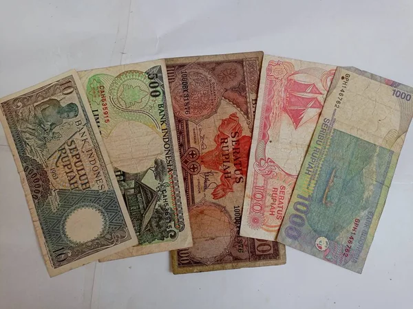 Odizolowane Pieniądze Indonezji Waluta Rupii — Zdjęcie stockowe