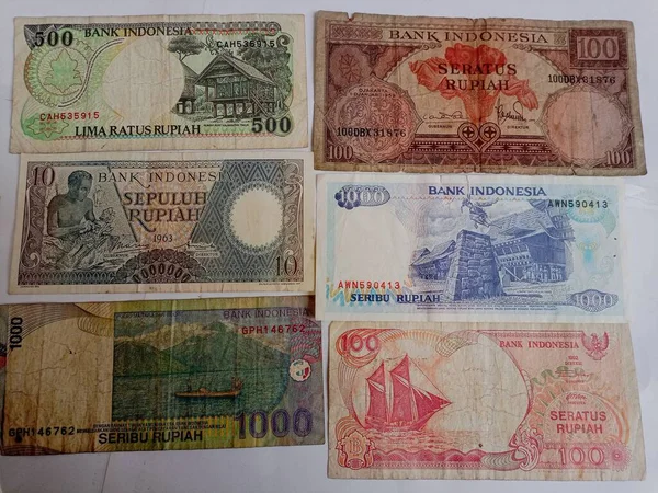 Odizolowane Pieniądze Indonezji Waluta Rupii — Zdjęcie stockowe