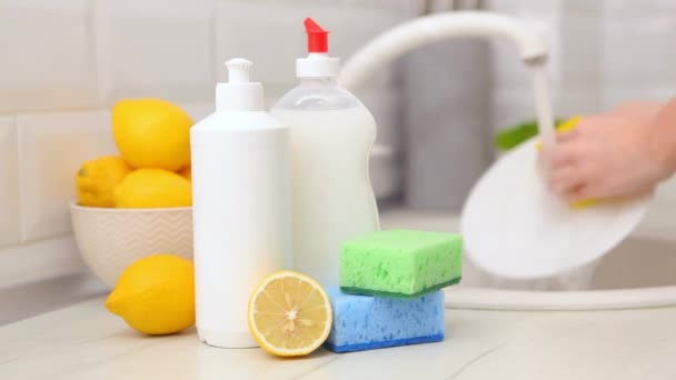 Detergente Para Lavar Platos Limpieza Tareas Domésticas — Vídeos de Stock