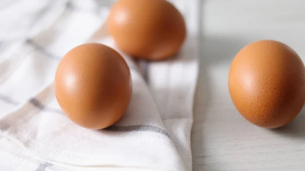 キッチンの新鮮な農場の卵 高品質4K映像 — ストック写真
