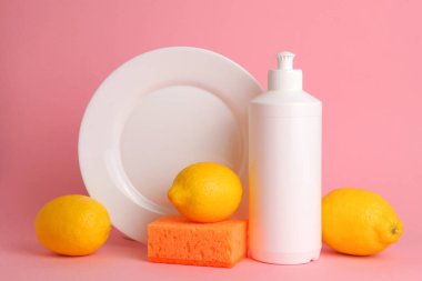 Bulaşık, temizlik, ev işleri için deterjan. 