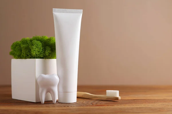 Produkty Higieny Jamy Ustnej Kolorowym Tle Miejsca Tekst Wysokiej Jakości — Zdjęcie stockowe