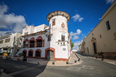 SANTO DOMINGO, Dominican Republic - November 17, 2024: Zona Colonial (Historical center of Santo Domingo - the capital of Dominican Republic) clipart