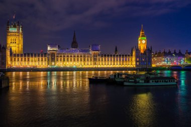 Büyük Ben gece Londra 'da. İngiltere