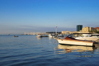 Hırvatistan 'ın Split kentindeki Matejuska limanında sürat teknesi
