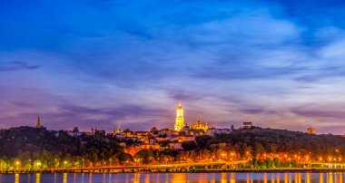 Kiev Pechersk Lavra ya da Mağara Kiev Manastırı 