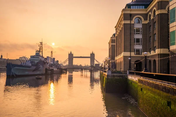 Tower Bridge Bei Sonnenaufgang London England — Stockfoto