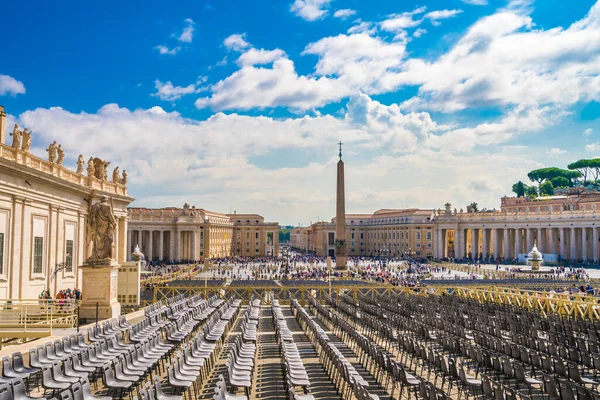 Praça São Pedro Cidade Vaticano Com Cadeiras Vazias — Fotografia de Stock