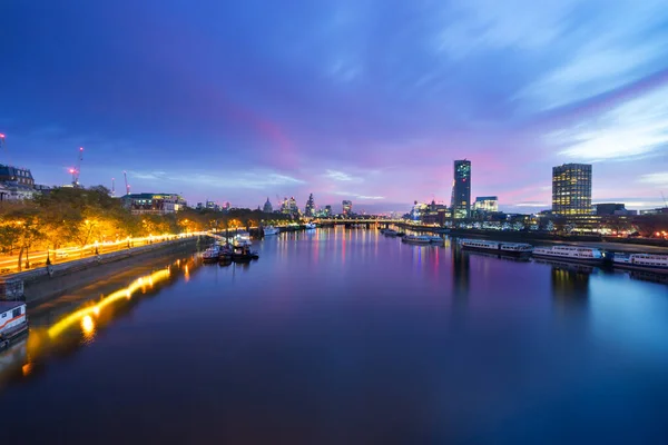 Scenic Sunrise South Bank River Thames London Inglaterra — Foto de Stock
