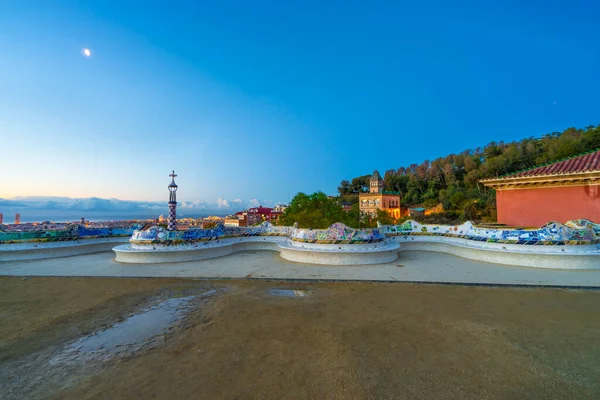 Guell Halk Parkı Şafakta Barselona, İspanya