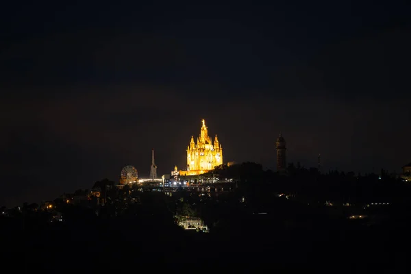 バルセロナで山にティビダボ教会 スペイン — ストック写真
