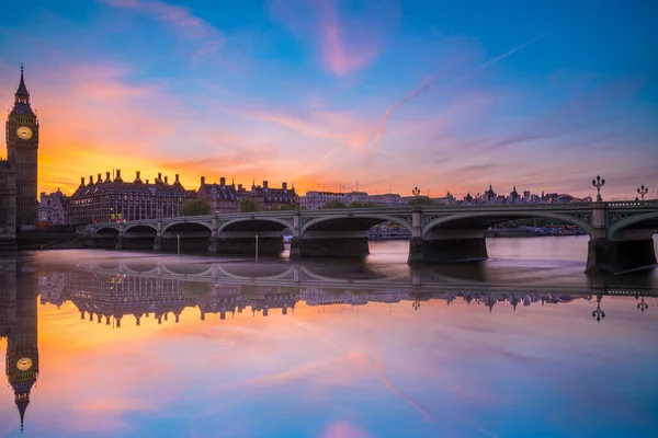 Вестмінстерський Міст Біг Бен Заході Сонця Лондоні Велика Британія — стокове фото