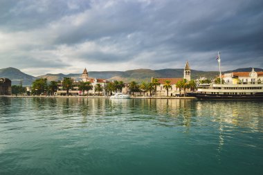 Trogir 'in eski şehir manzarası. Hırvatistan