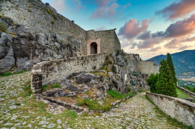Klis Kalesi, Split yakınlarında. Hırvatistan