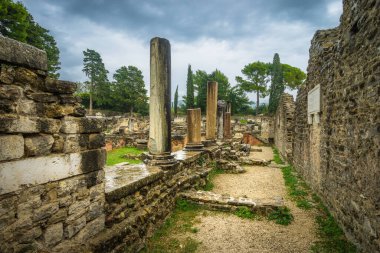 Salona harabeleri eski bir Roma başkenti olan Dalmaçya. Hırvatistan