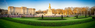 Londra, İngiltere 'de Sabah Buckingham Sarayı panoraması