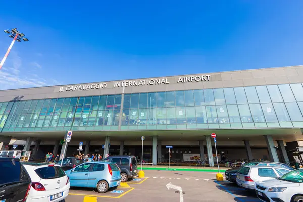 Milan Bergamo Il Caravaggio Uluslararası Havalimanı Terminali: Milan, İtalya-Eylül 2016