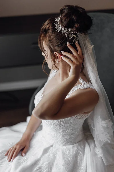 Pagi Pengantin Wanita Menyiapkan Pengantin Untuk Pernikahan Mendatang Dia Mempelai — Stok Foto