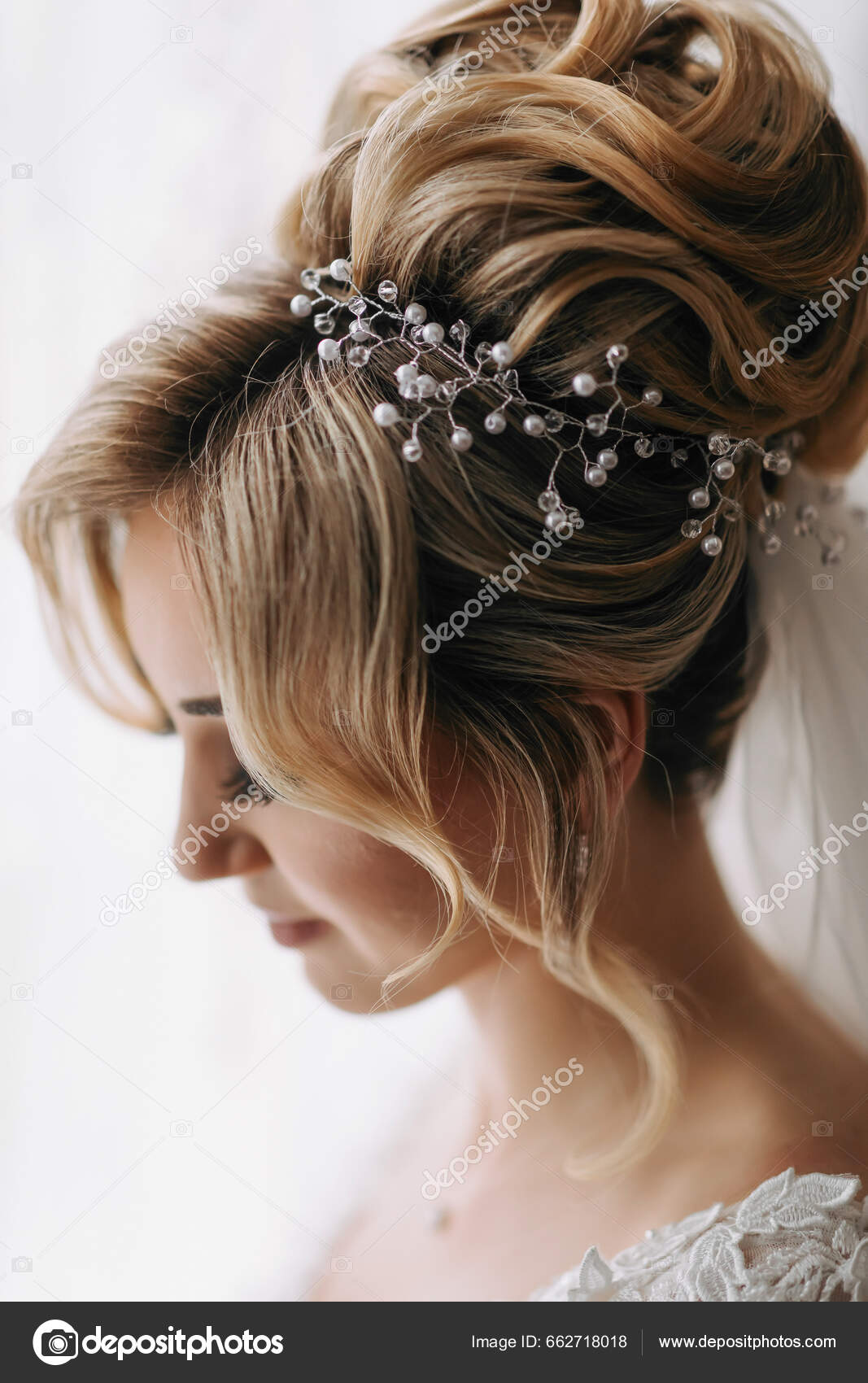 Wedding style. Beautiful young bride with luxury wedding hairstyle Stock  Photo | Adobe Stock