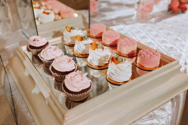 Casamento Delicioso Barra Doces Para Banquete Conceito Celebração Sobremesas Moda — Fotografia de Stock
