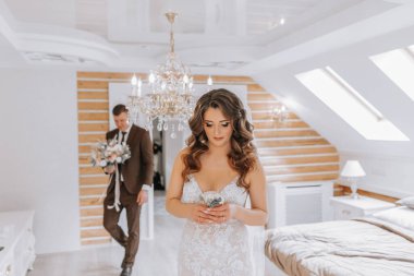 Düğün günü gelin ve damat ilk toplantısı