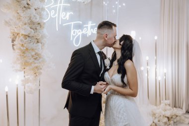 Bir adam ve bir kadın 