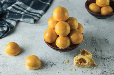 Nastar Cookies, ananas reçeli, bayram bayramında veya ramadhan kareem döneminde popüler olan Endonezya kurabiyeleri ile doldurulmuş ya da üzeri ananaslı tart ya da naneli tart..