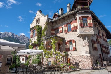 Villa Wachtler (Innichen), İtalya 'nın güneyinde yer alan bir pazar kasabası ve komün.,