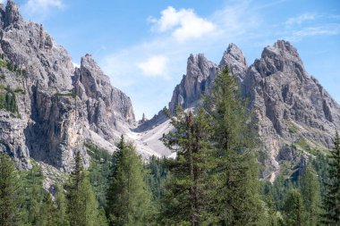 Muhteşem Dolomitler Alp Dağları, İtalya, Ulusal Park Tre Cime di Lavaredo.