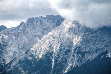 İtalya 'da dağ manzarası Alpler dolomitler