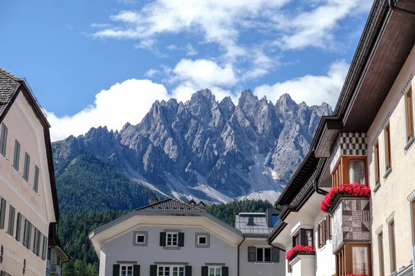 Vue San Candido Innichen Avec Montagne Baranci Dans Les Dolomites — Photo