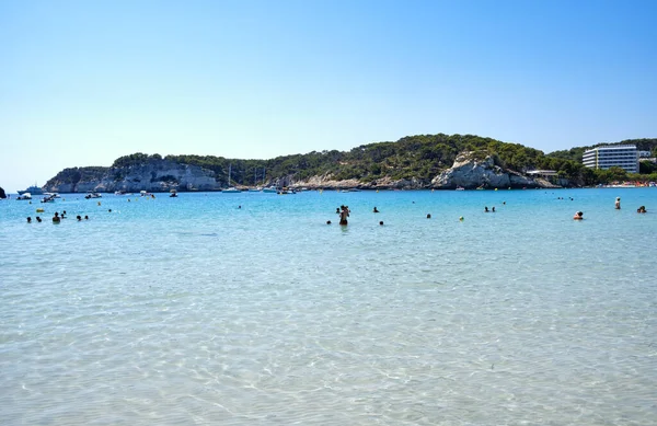 Cala Galdana plajı, Menorca adası, İspanya, yaz