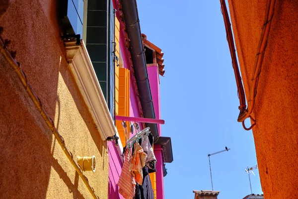 Burano Venecia Casas Coloridas Isla Burano Edificios Multicolores Terraplén Fondamenta — Foto de Stock