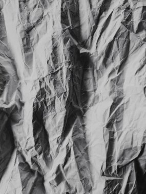 Dağ manzarasının taklidi ile soyut gri arka plan. Buruşmuş kağıdın dokusu