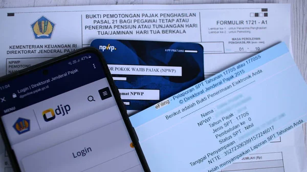 Endonezya Yıllık vergi iadesi (Surat Pemberitahuan (Pajak) veya SPT Tahunan) her yıl Mart ayı sonundan önce sunulacak.