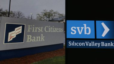 Arka planda Silikon Vadisi Bankası (SVB) logosu bulunan Birinci Vatandaş Bankası.