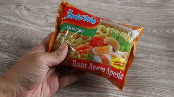 Indomie特殊鸡肉风味 Indomie Rasa Ayam Spesial — 图库照片