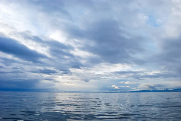 Reflections Storm Clouds Wavy Calm Juan Fuca Strait Victoria — Stock Photo, Image