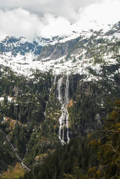 Della Falls Vanaf Een Hoger Standpunt Strathcona Provincial Park Vancouver — Stockfoto