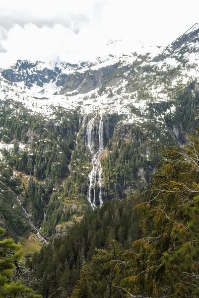 Della Falls Seen Higher Viewpoint Strathcona Provincial Park Vancouver Island — Stock Photo, Image
