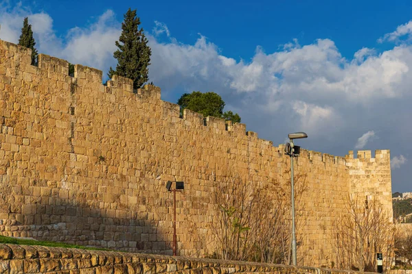 stock image The old town of Jerusalem is surrounded by a giant stone wall