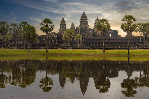 Angkor Wat Refletindo Piscina — Fotografia de Stock