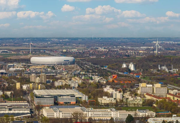 Uzakta Allianz Arena