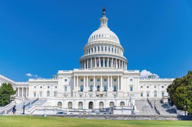 Washington 'daki ABD Kongre Binası, şehre bakıyor.