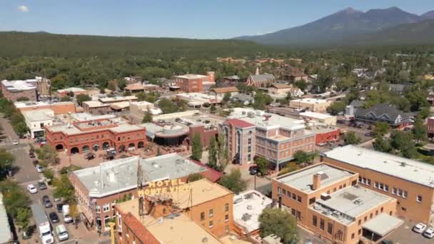 Luftaufnahme Der Innenstadt Von Flagstaff Hochwertiges Filmmaterial — Stockvideo