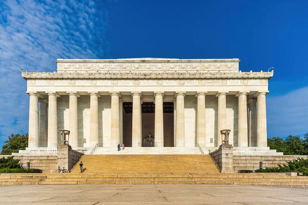 The Abraham Lincoln Memorial building