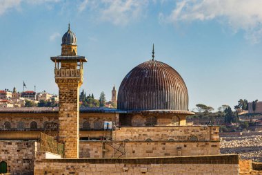 El Aksa Camii 'nin ve minaresinin manzarası çok güzel.