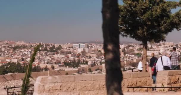 올리브 산에서 마운트와 예루살렘 마을의 파노라마의 크레인 — 비디오