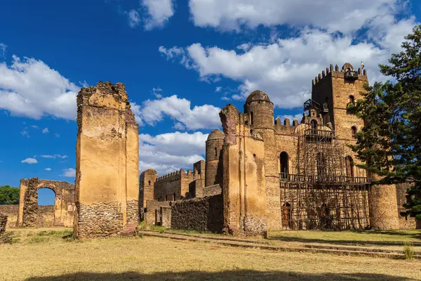 stock image Fasilides Castle, founded by Emperor Fasilides in Gondar, once the old imperial capital and capital of the historic Begemder Province.